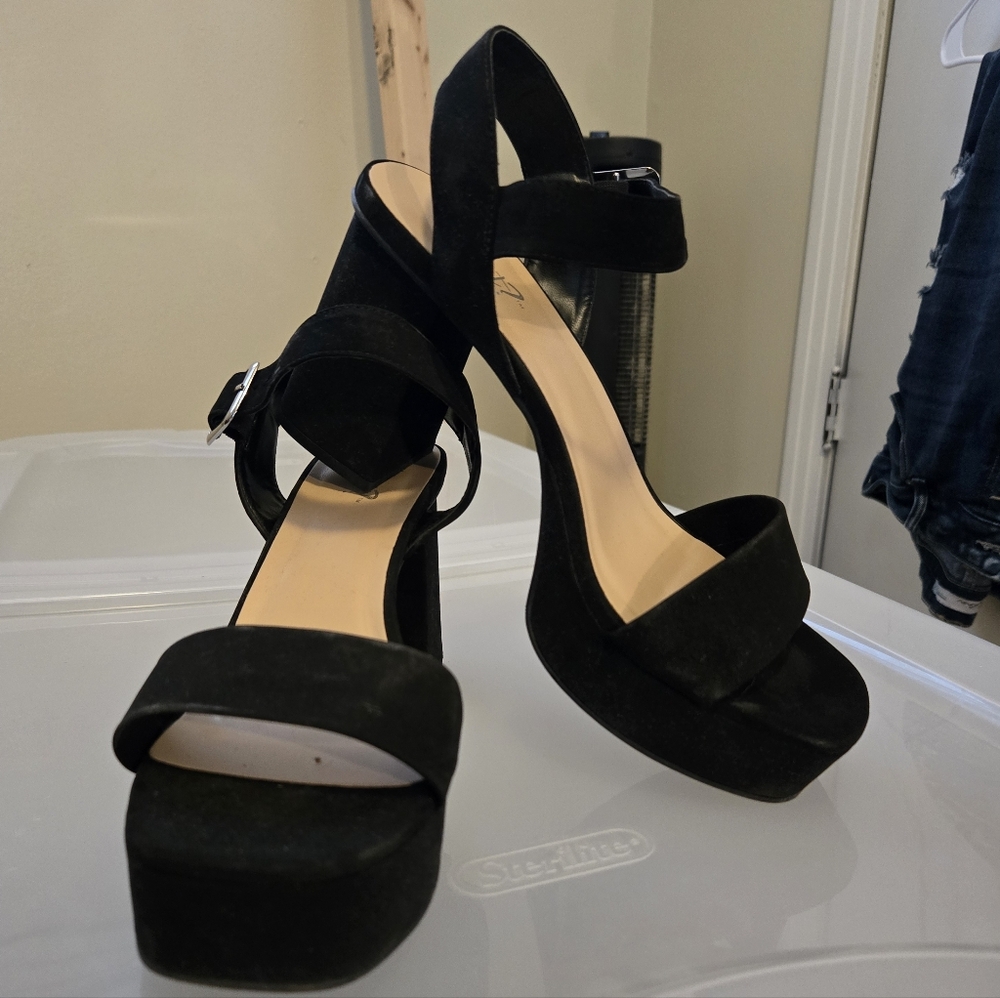 Y-Not? Black Block Heels